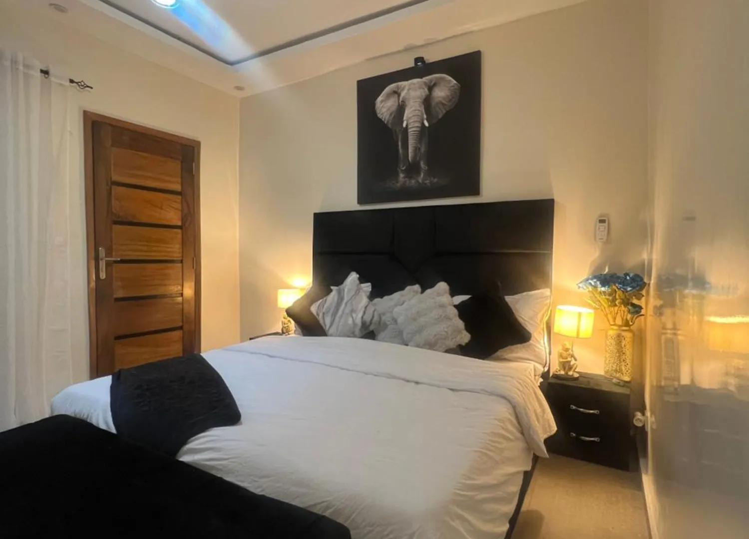 Mounty Home Dakar Lägenhet